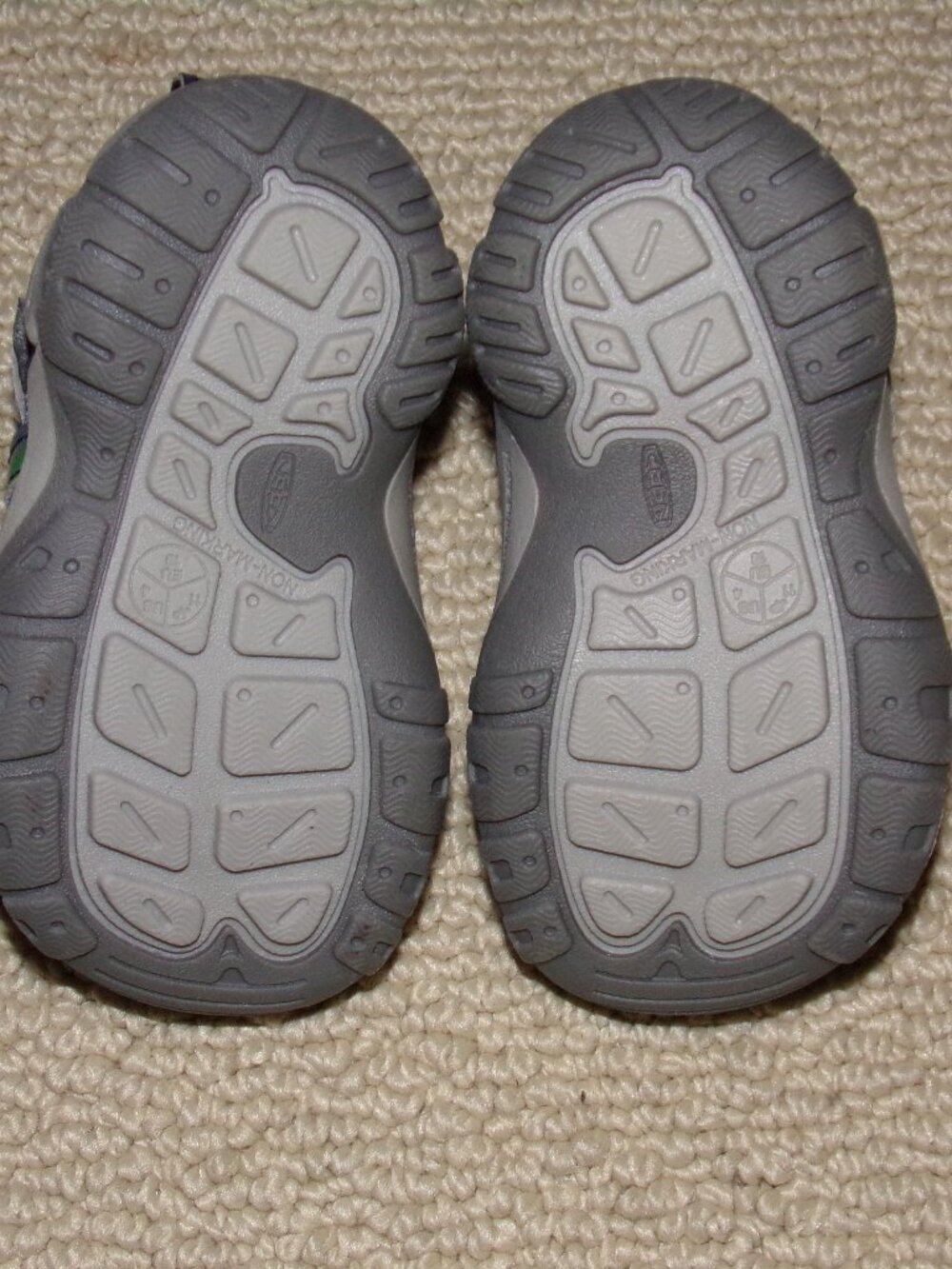 KEEN TODDLERS KNOTCH CREEK BRIGHT COBALT/RAINBOW SPORT SANDALS SZ 4 - Picture 3 of 6